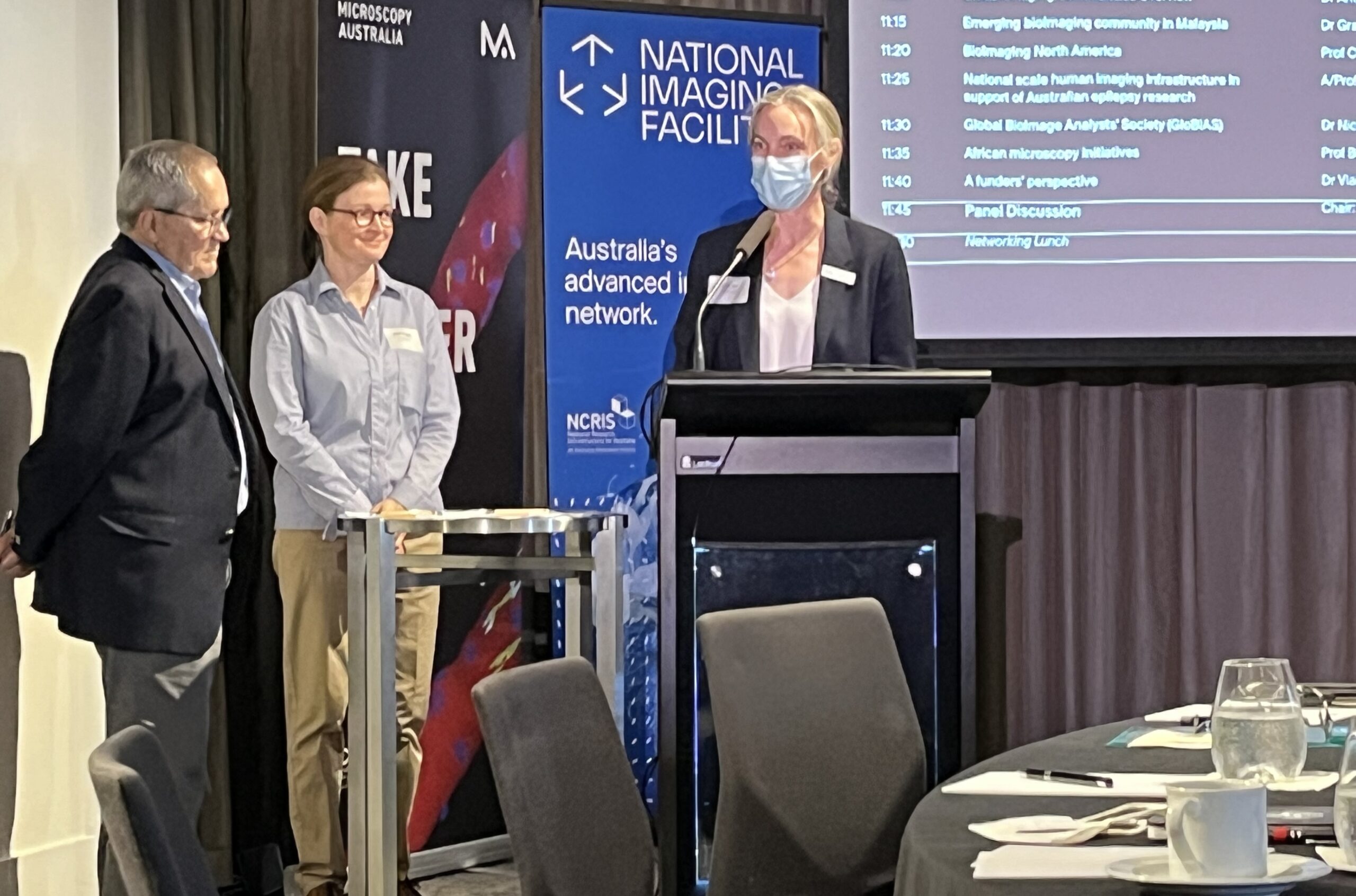 Renewal of the collaboration agreement with Microscopy Australia, marking 12 years of collaboration. (Pictured in the photo from left to right: Microscopy Australia Board Chair Greg Smith, Antje Keppler and Microscopy Australia Chief Executive Officer, Lisa Yen). Photo courtesy of Merran Smith.