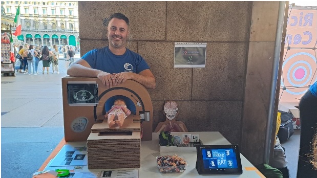 Station with CT activity at the Researcher’s Night festivities in Milan - Piazza Duomo
