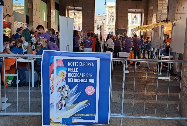 European Researcher’s Night festivities in Milan - Piazza Duomo